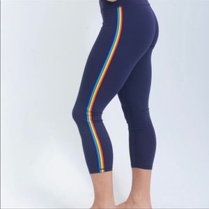 Zyia‎ Medium Rainbow Stripe Multicolor Crop Leggings Navy Blue